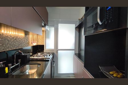 Apartamento à venda com 92m², 2 quartos e 2 vagas Apartamento à venda com 92m², 2 quartos e 2 vagasCozinha