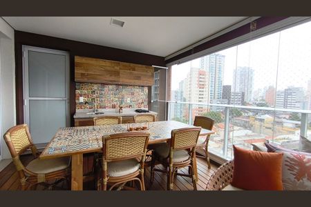 Apartamento à venda com 92m², 2 quartos e 2 vagas Apartamento à venda com 92m², 2 quartos e 2 vagasVaranda