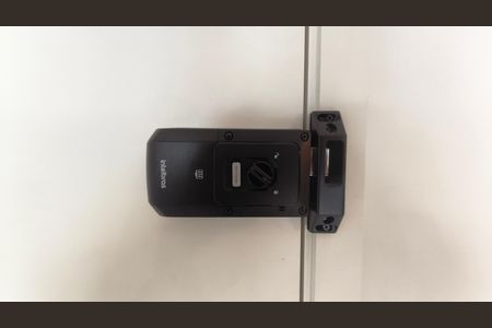 Apartamento à venda com 92m², 2 quartos e 2 vagas Apartamento à venda com 92m², 2 quartos e 2 vagas Fechadura