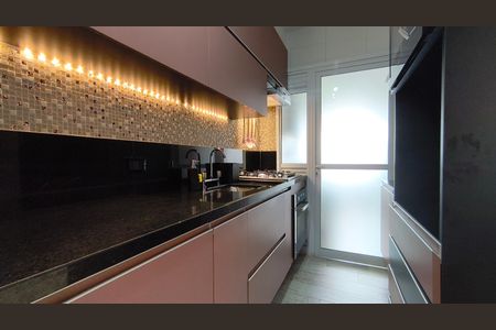 Apartamento à venda com 92m², 2 quartos e 2 vagas Apartamento à venda com 92m², 2 quartos e 2 vagasCozinha