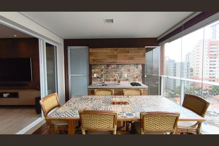 Apartamento à venda com 92m², 2 quartos e 2 vagas Apartamento à venda com 92m², 2 quartos e 2 vagasVaranda