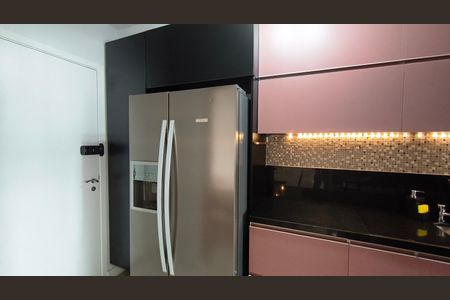 Apartamento à venda com 92m², 2 quartos e 2 vagas Apartamento à venda com 92m², 2 quartos e 2 vagasCozinha