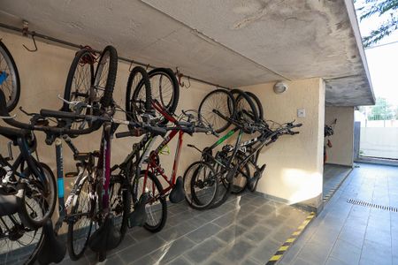 Apartamento para alugar com 64m², 2 quartos e 1 vagaÁrea comum - Bicicletário