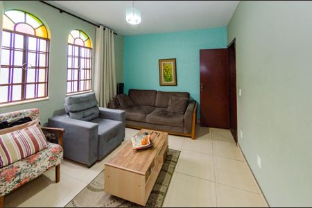 Sala de casa à venda com 4 quartos, 220m² em Jardim America, Belo Horizonte