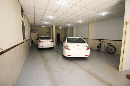 Casa para alugar com 349m², 2 quartos e 10 vagasGaragem