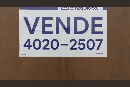 Plaquinha de casa à venda com 3 quartos, 83m² em Aricanduva, São Paulo