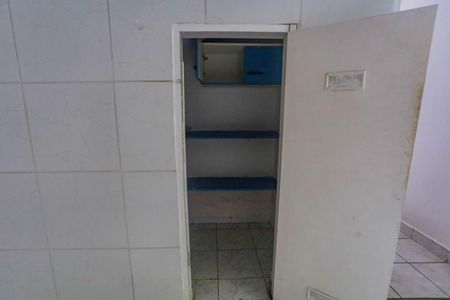 Casa à venda com 109m², 2 quartos e 1 vagaCozinha - Armários