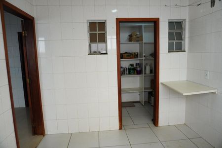 Casa para alugar com 264m², 3 quartos e 4 vagasÁrea de Serviço
