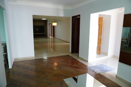 Sala 1 de casa para alugar com 3 quartos, 264m² em Parque Novo Mundo, Americana