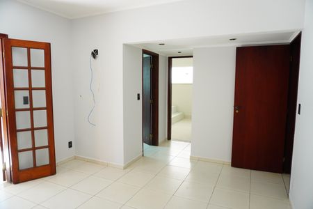 Casa para alugar com 264m², 3 quartos e 4 vagasSuíte