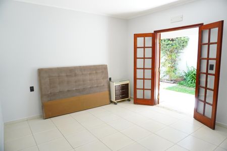 Casa para alugar com 264m², 3 quartos e 4 vagasSuíte