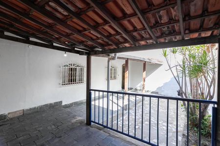 Casa para alugar com 155m², 3 quartos e 8 vagasGaragem