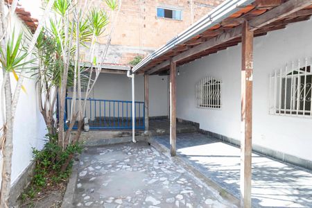 Casa para alugar com 155m², 3 quartos e 8 vagasGaragem