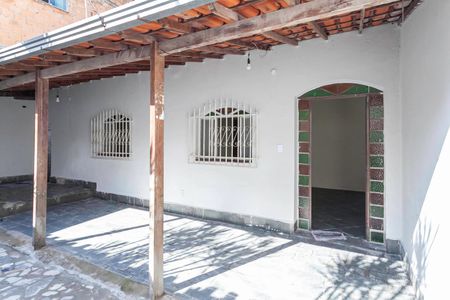 Casa para alugar com 155m², 3 quartos e 8 vagasGaragem