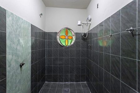 Casa para alugar com 155m², 3 quartos e 8 vagasBanheiro 1