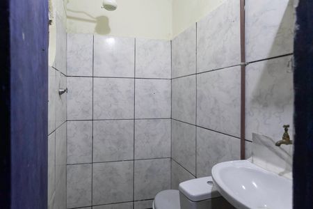Casa para alugar com 155m², 3 quartos e 8 vagasBanheiro 2