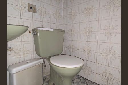 Banheiro Social de casa para alugar com 1 quarto, 270m² em Jardim Maria Dirce, Guarulhos