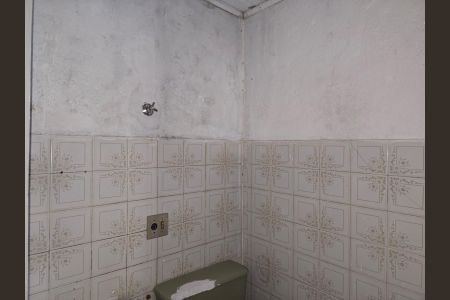 Banheiro Social de casa para alugar com 1 quarto, 270m² em Jardim Maria Dirce, Guarulhos