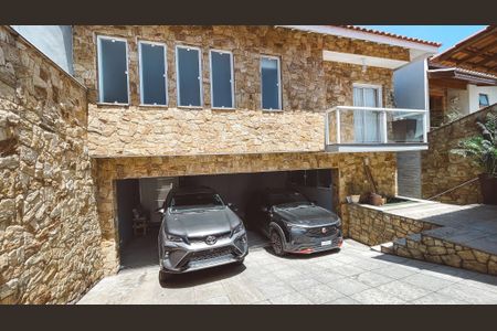 Garagem de casa à venda com 4 quartos, 303m² em Lauzane Paulista, São Paulo