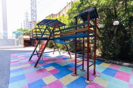Apartamento à venda com 53m², 2 quartos e 2 vagasÁrea comum - Playground