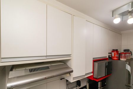 Apartamento para alugar com 47690m², 2 quartos e 1 vaga Apartamento para alugar com 47690m², 2 quartos e 1 vagaCozinha