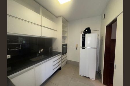 Apartamento para alugar com 110m², 3 quartos e 1 vaga