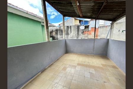Casa para alugar com 75m², 1 quarto e sem vagaTerraço