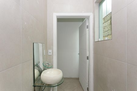 Casa para alugar com 380m², 8 quartos e sem vagaBanheiro da Suíte 2