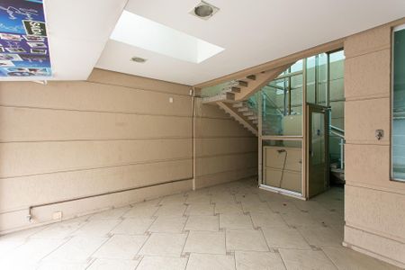 Casa para alugar com 380m², 8 quartos e sem vagaGaragem