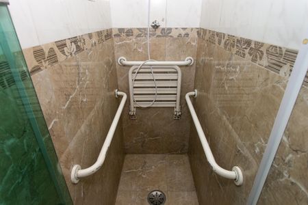 Casa para alugar com 380m², 8 quartos e sem vagaBanheiro da Suíte 4