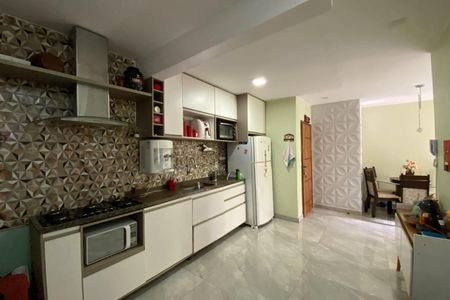 Apartamento à venda com 60m², 2 quartos e sem vaga Apartamento à venda com 60m², 2 quartos e sem vagaCozinha e Área de Serviço