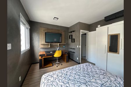 Quarto de apartamento à venda com 1 quarto, 45m² em Jardim Tupanci, Barueri