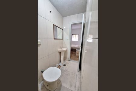 Banheiro de casa para alugar com 1 quarto, 30m² em Jardim Gramacho, Duque de Caxias