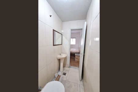 Banheiro de casa para alugar com 1 quarto, 30m² em Jardim Gramacho, Duque de Caxias