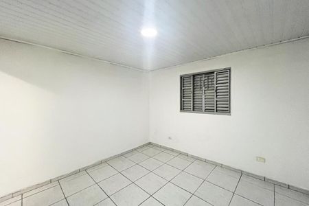 Quarto 2 de casa para alugar com 2 quartos, 80m² em Jardim Bandeirantes, São Paulo