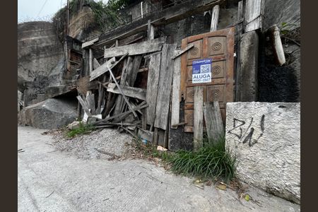 Casa para alugar com 90m², 2 quartos e sem vagaFachada/Placa