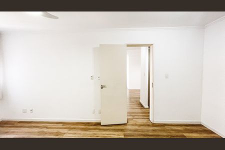 Apartamento à venda com 75m², 2 quartos e 2 vagas Apartamento à venda com 75m², 2 quartos e 2 vagasQuarto Suíte