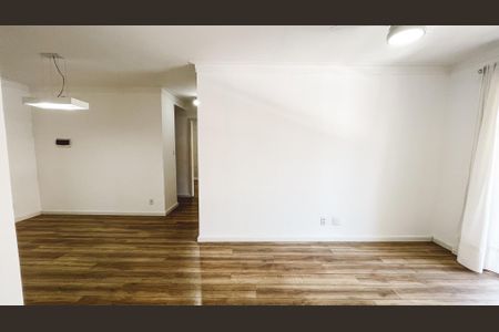 Apartamento à venda com 75m², 2 quartos e 2 vagas Apartamento à venda com 75m², 2 quartos e 2 vagasSala