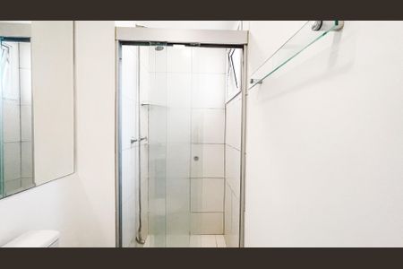 Apartamento à venda com 75m², 2 quartos e 2 vagas Apartamento à venda com 75m², 2 quartos e 2 vagasBanheiro da Suíte