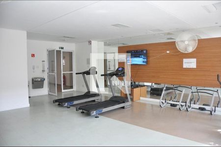 Apartamento à venda com 75m², 2 quartos e 2 vagasÁrea comum - Academia