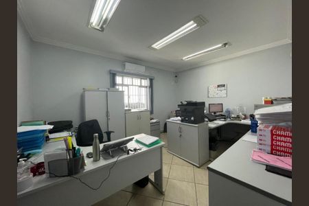 Foto 20 de casa à venda com 7 quartos, 250m² em Vila Bertioga, São Paulo