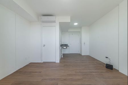 Quarto de kitnet/studio à venda com 1 quarto, 26m² em Cidade Monções, São Paulo