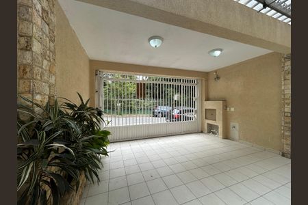 Casa à venda com 176m², 4 quartos e 2 vagasGaragem