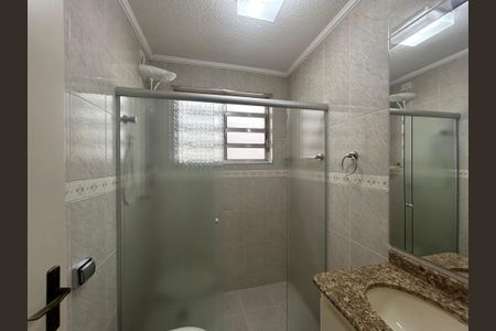 Casa à venda com 176m², 4 quartos e 2 vagasBanheiro 2