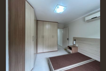 Casa à venda com 176m², 4 quartos e 2 vagasSuíte 