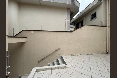 Casa à venda com 176m², 4 quartos e 2 vagasQuintal