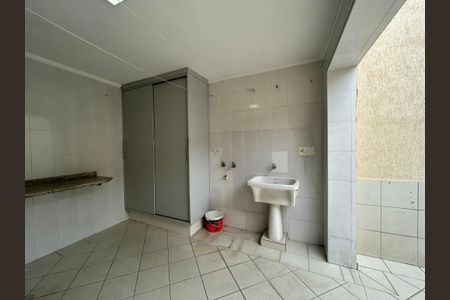 Casa à venda com 176m², 4 quartos e 2 vagasÁrea de Serviço