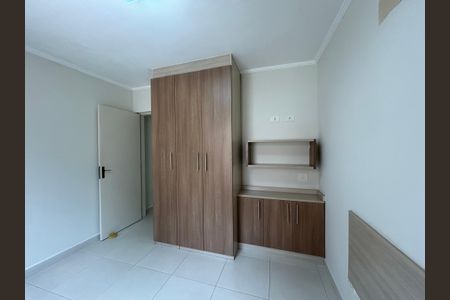 Casa à venda com 176m², 4 quartos e 2 vagasQuarto 2