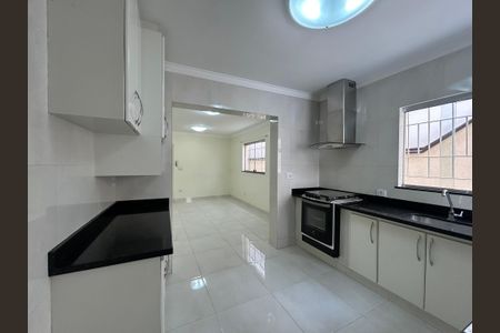 Casa à venda com 176m², 4 quartos e 2 vagasCozinha