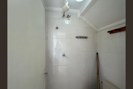 Casa à venda com 176m², 4 quartos e 2 vagasBanheiro de serviço